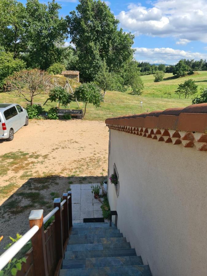 Gite Chez Tiane Saint-Flour-L'Etang Exteriér fotografie